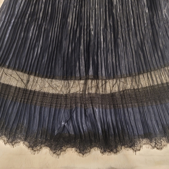 Ultra Pink | Navy Blue Pleated Skirt | Size S | NWOT - Picture 4 of 4